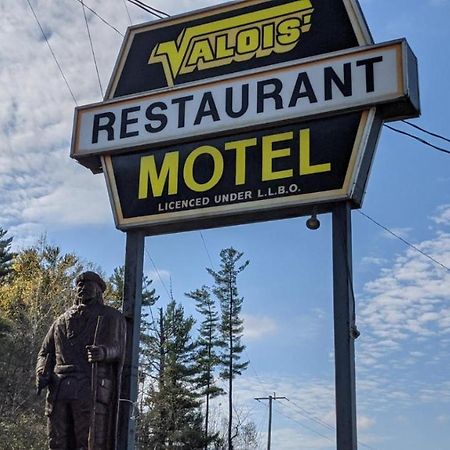 Valois Motel & Restaurant Mattawa Buitenkant foto